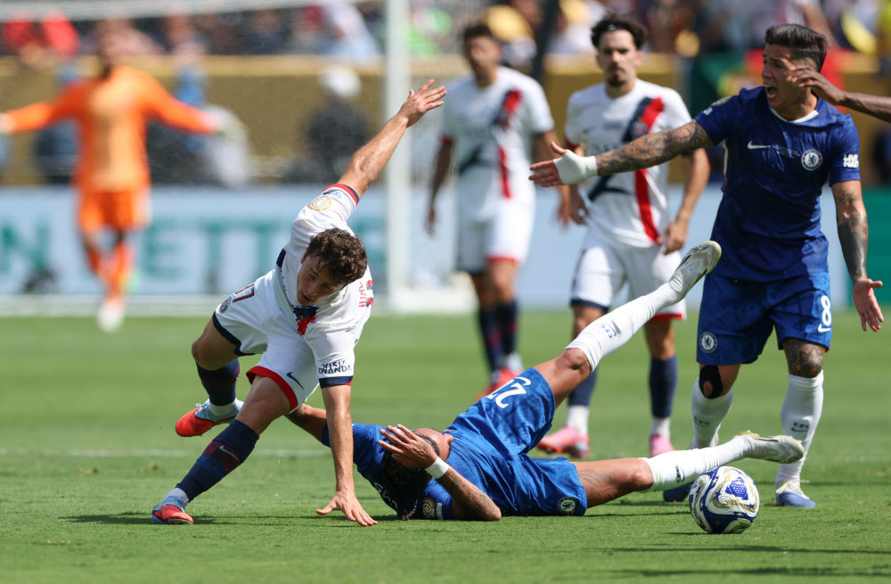 保球员的健 保球员的健