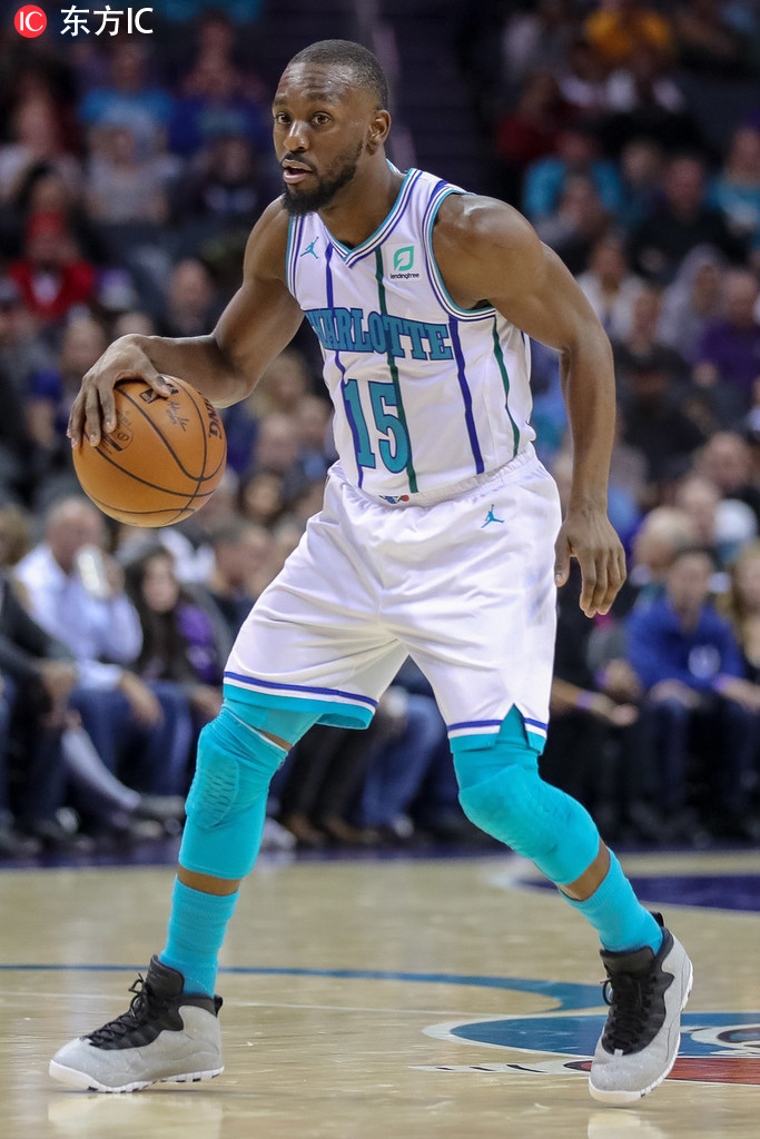 也吸引了众 也吸引了众