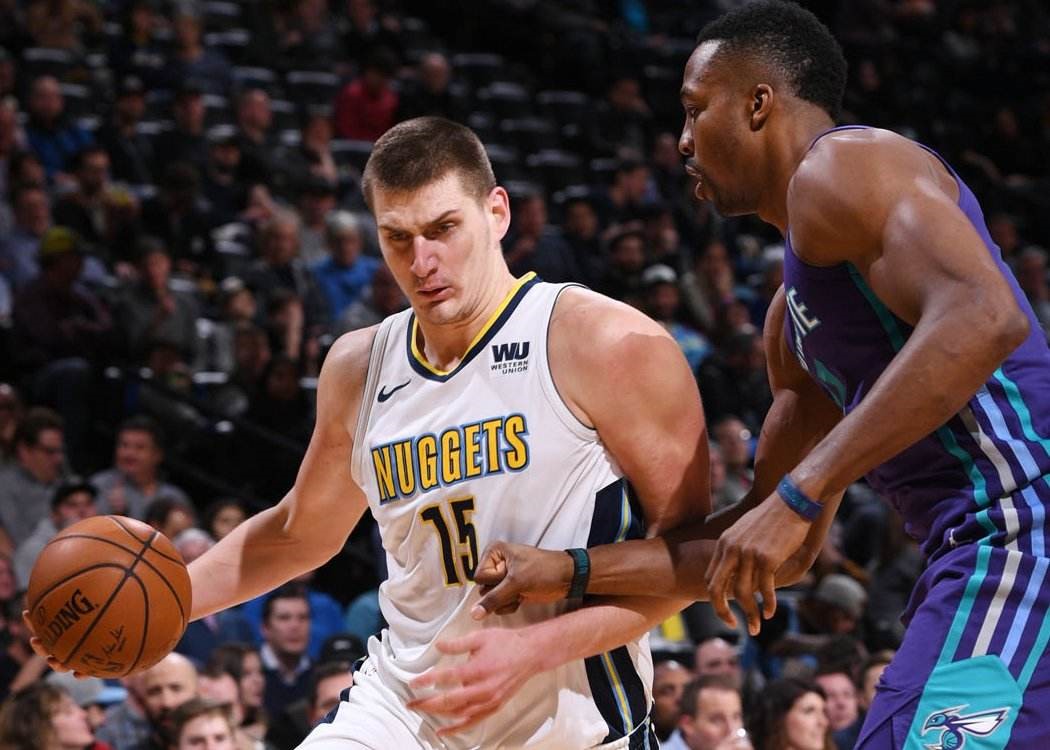 而周琦则因 而周琦则因