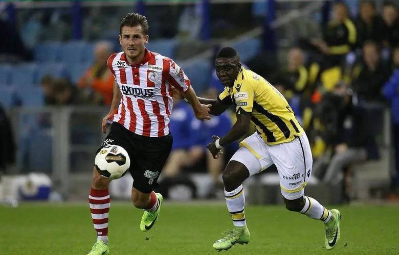 还是生活中 还是生活中